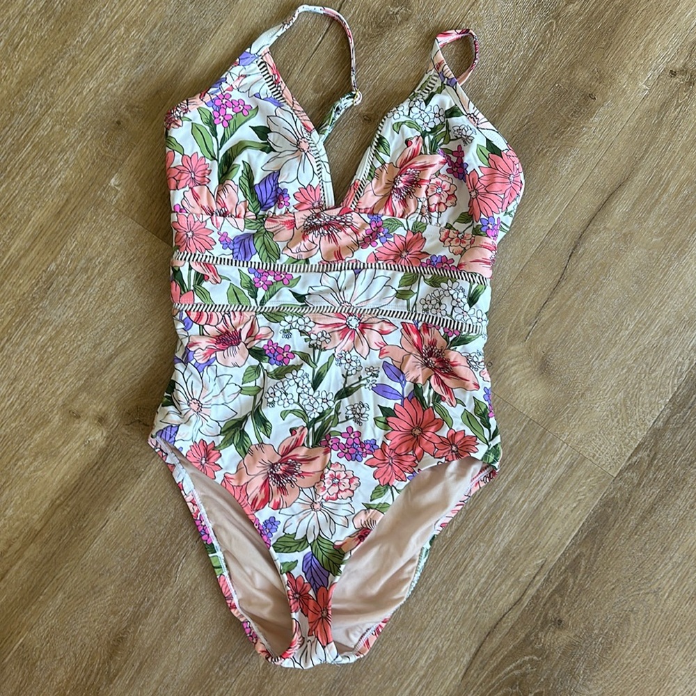 Kona Sol One- piece swimsuit size Small